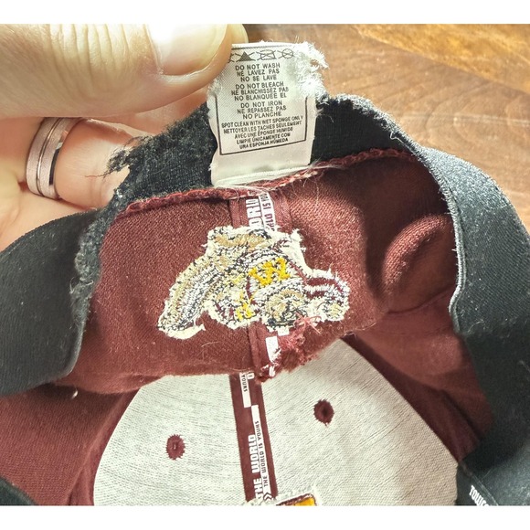 Minnesota Golden Gophers Hat Cap Fitted Mens One Size Maroon NCAA Football - Picture 7 of 9